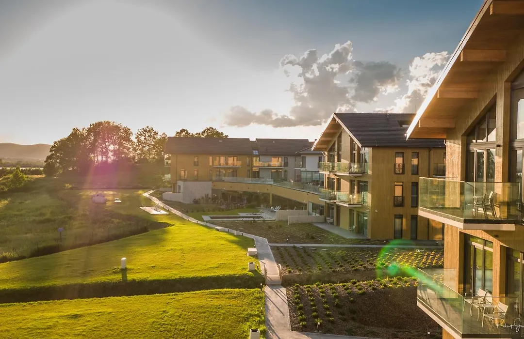 Lake Hill Karkonosze Resort & Spa-1